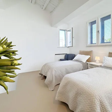 Villa Solemar Sicilia - Regina Elena Palermo