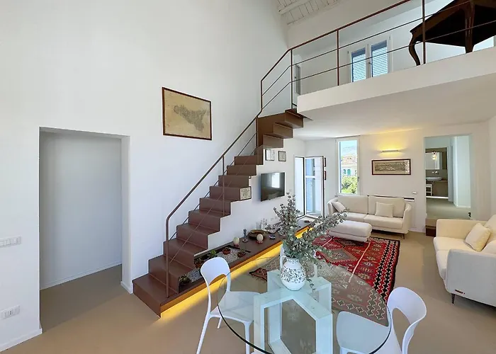 Villa Solemar Sicilia - Regina Elena Palermo